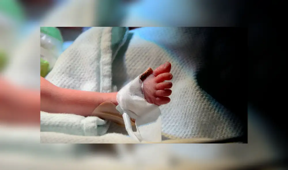 Mandan a prisión a padres veganos por dejar al borde de la muerte a su bebé de 5 meses [VIDEO]