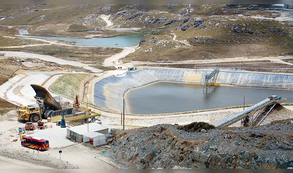Potencialidad. Benavides afirma que la minería trae beneficios al país, pero genera conflictos sociales.