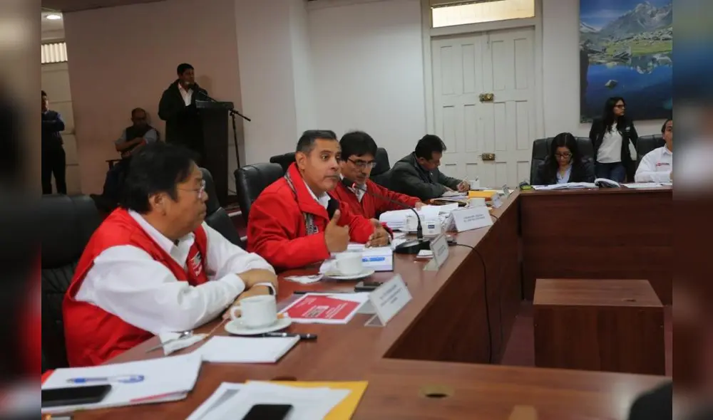 Recursos hídricos no serán privatizados, ratificó el titular del Minagri