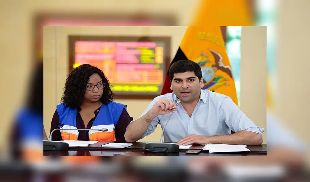 El vicepresidente de Ecuador, Otto Sonnenholzner (d) tras presidir el sábado 14 de marzo, en Quito (Ecuador), una reunión del Comité de Operaciones de Emergencia Nacional. Foto: EFE El vicepresidente de Ecuador, Otto Sonnenholzner (d) tras presidir el sábado 14 de marzo, en Quito (Ecuador), una reunión del Comité de Operaciones de Emergencia Nacional. Foto: EFE