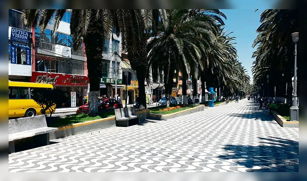 vacíos . Avenida Bolognesi y hoteles en Tacna. vacíos . Avenida Bolognesi y hoteles en Tacna.