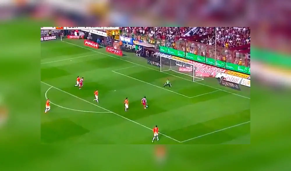 Saprissa vs Herediano: Johan Venegas decretó el 2-1 tras majestuosa pared con Bolaños [VIDEO]