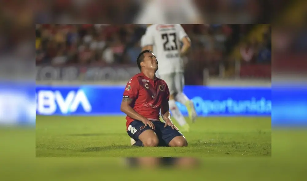 El jugador se acogió a la normativa FIFA para resolver su contrato. Foto: Mexsport.