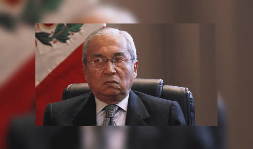 Ciudadanos presentan firmas ante el Congreso para destituir a Pedro Chávarry Ciudadanos presentan firmas ante el Congreso para destituir a Pedro Chávarry