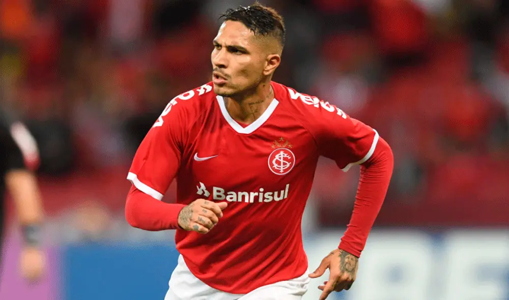 Paolo Guerrero en el Inter de Porto Alegre. Paolo Guerrero en el Inter de Porto Alegre.