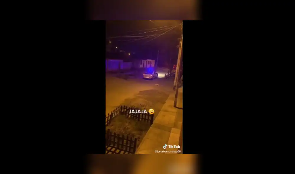 Video es viral en YouTube. Ciudadano grabó el singular mensaje que usó el policía para motivar a los pobladores a cumplir con el toque de queda.