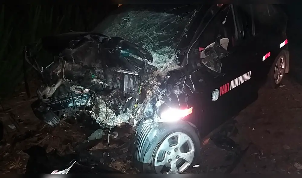 El automóvil transportaba a toda una familia. El automóvil transportaba a toda una familia.