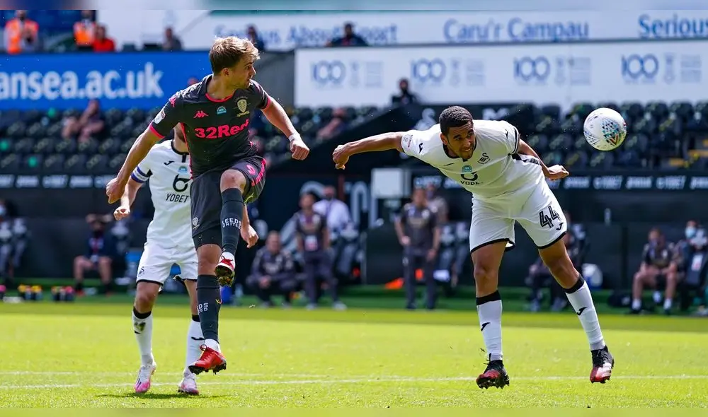 Leeds United es puntero de la Championship con 84 puntos. Foto: Twitter Leeds United. Leeds United es puntero de la Championship con 84 puntos. Foto: Twitter Leeds United.