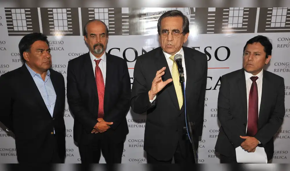 El Apra denuncia a Fredy Aragón por presunta difamación El Apra denuncia a Fredy Aragón por presunta difamación