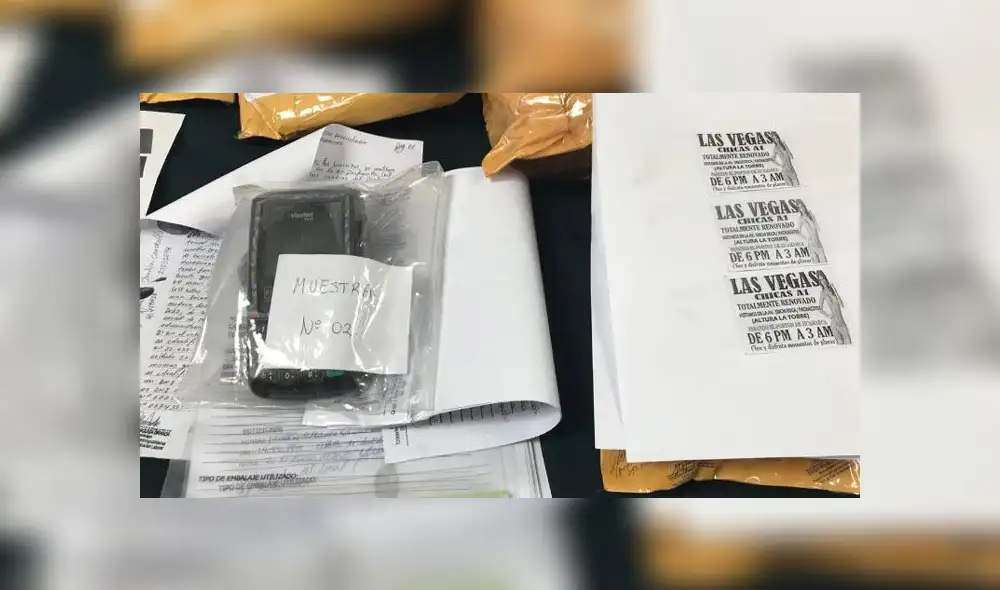 En poder de los detenidos se hallaron varias pertenencias, entre ellas dinero, tarjetas, armas de fuego y demás. (Foto: Johann Klug / La República)