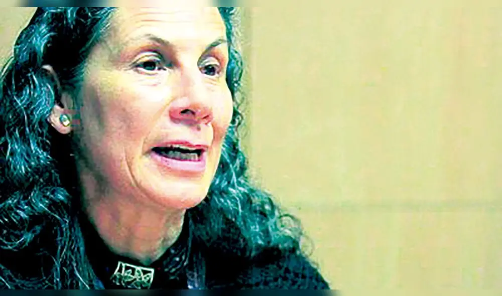 PATRICIA SALAS EXMINISTAR DE EDUCACION  //