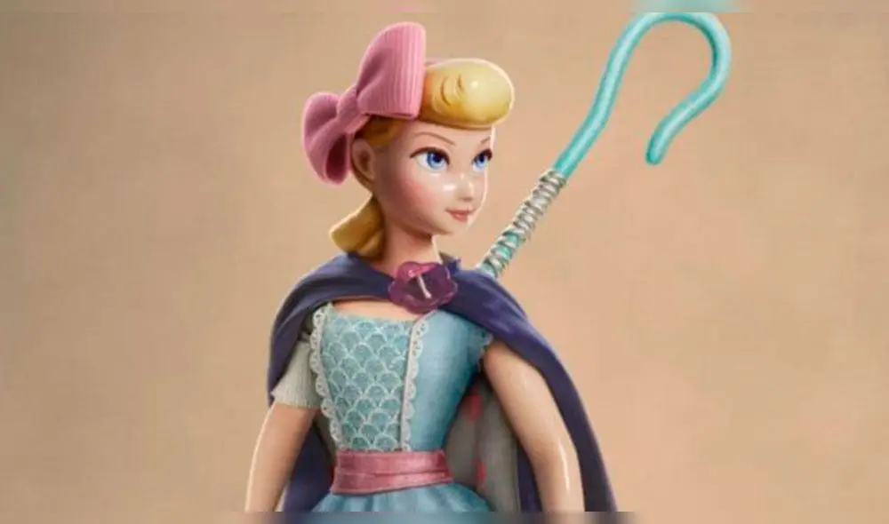 La conductora de Latina Noticias no tuvo mejor idea que convertirse en Betty. La conductora de Latina Noticias no tuvo mejor idea que convertirse en Betty.