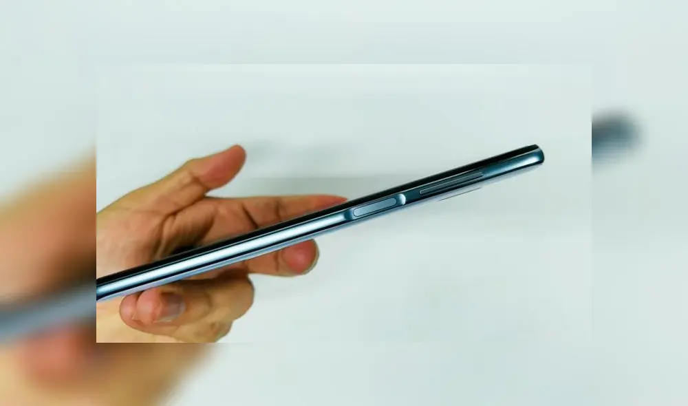 El Redmi Note 9 Pro de Xiaomi posee un lector de huella en la parte lateral del equipo. Foto: Daniel Robles