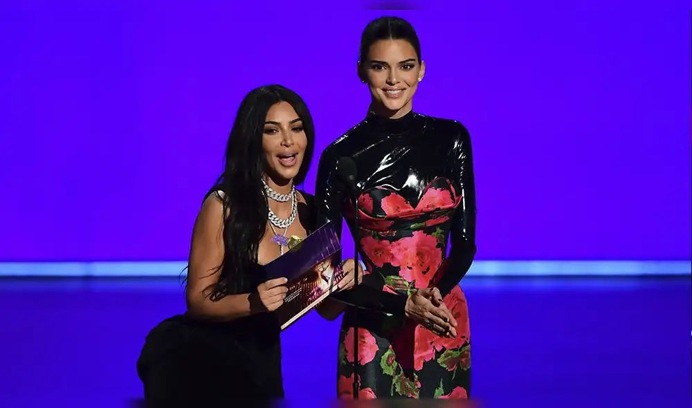 Kim Kardashian y el incómodo momento que vivió en los Emmys 2019 Kim Kardashian y el incómodo momento que vivió en los Emmys 2019