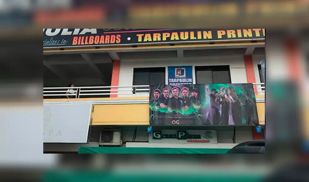 Fan de Dota 2 alquila panel publicitario para celebrar bicampeonato de OG en The International 2019. Fan de Dota 2 alquila panel publicitario para celebrar bicampeonato de OG en The International 2019.