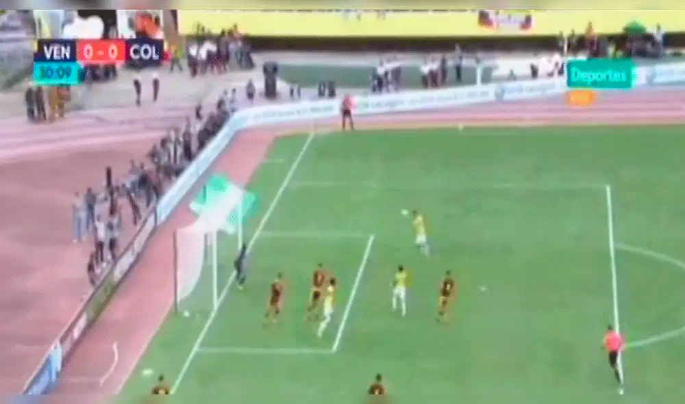 Colombia vs. Venezuela: Falcao estaba solo pero el arquero le quitó el gol de forma increíble [VIDEO]