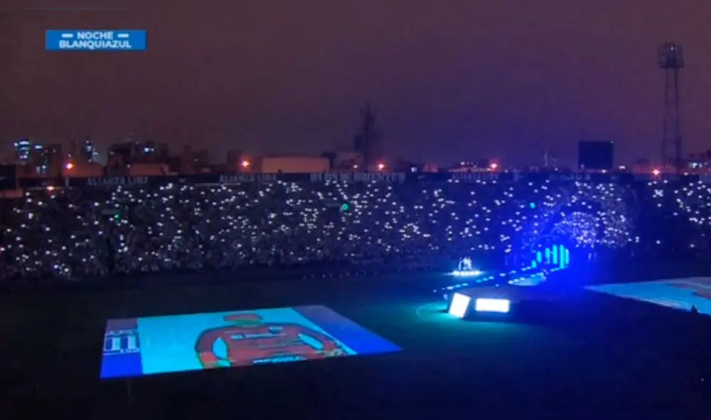 Yosimar en la "Noche Blanquiazul" Foto: captura Yosimar en la "Noche Blanquiazul" Foto: captura
