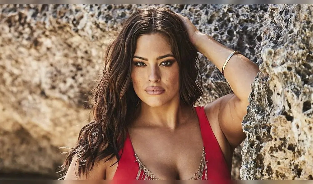 La modelo americana se mostró sin censura en una fotografía para Instagram. La modelo americana se mostró sin censura en una fotografía para Instagram.