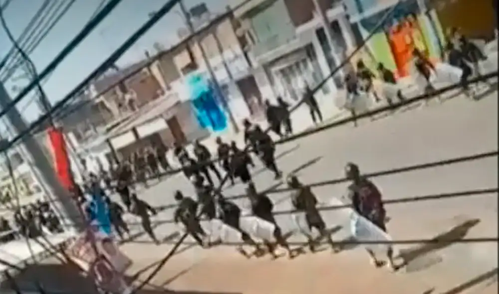 Personal del Ejército y de la Policía llegaron hasta Chala para repeler a manifestantes. Foto: captura de Canal N