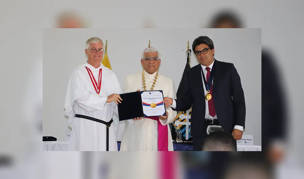 Sunedu entrega licencia a la Universidad Católica de Trujillo Benedicto XVI (UCT)