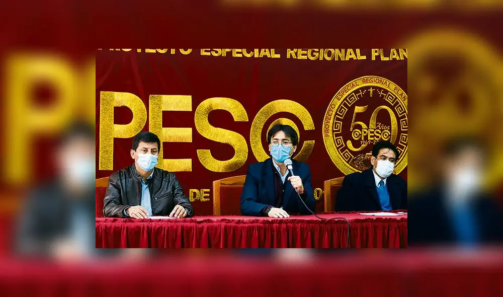 ANUNCIO. Gobernador Benavente y funcionario Farfán hicieron el anuncio en conferencia