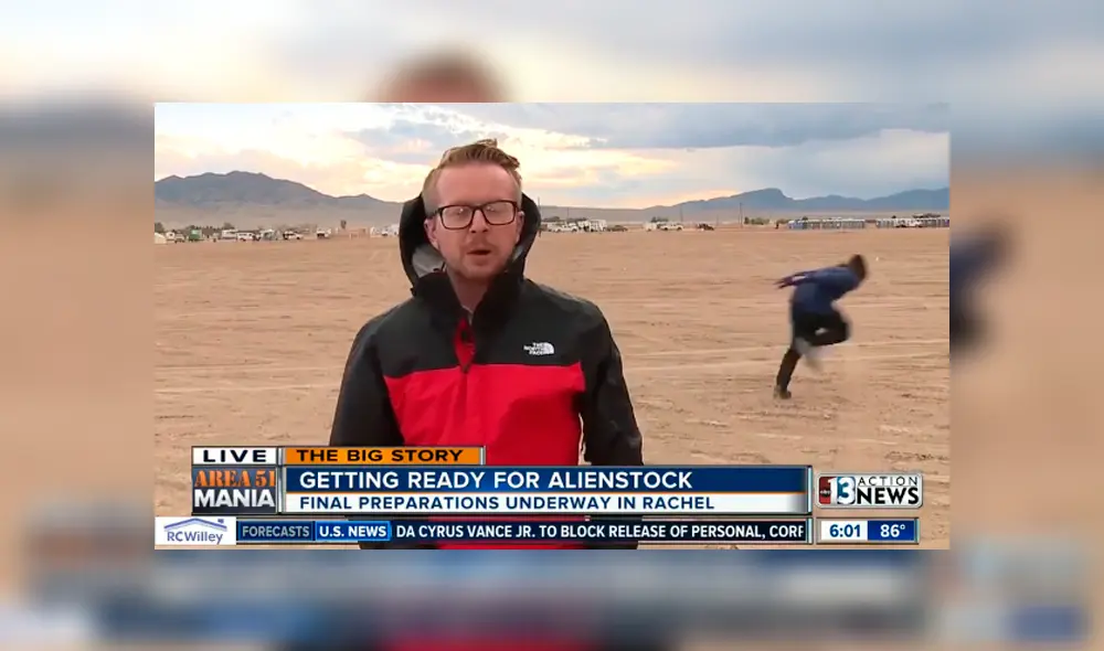 Facebook viral: periodista transmite en vivo desde el ‘Área 51’ y capta a joven que corre como ‘Naruto’ Facebook viral: periodista transmite en vivo desde el ‘Área 51’ y capta a joven que corre como ‘Naruto’