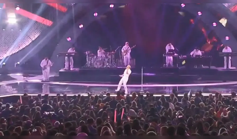 El cantante hizo bailar al público al interpretar sus canciones más conocidas en Viña 2020.