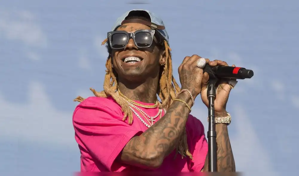 Avión de Lil Wayne es detenido en Miami por supuesta posesión de drogas y armas Avión de Lil Wayne es detenido en Miami por supuesta posesión de drogas y armas