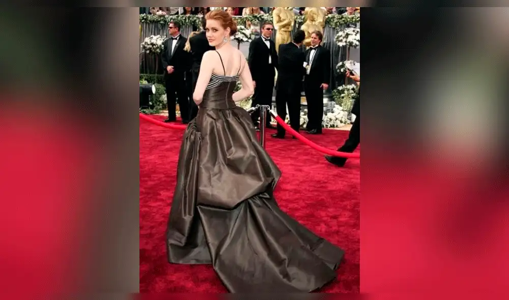 Las artistas peor vestidas en la historia de los Premios Oscar [FOTOS]