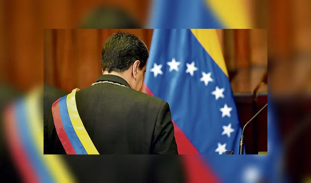 Juró pese al rechazo internacional