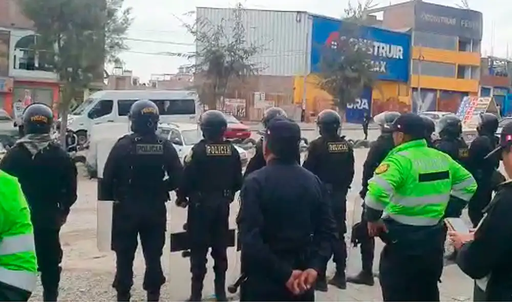 Policías fueron atacados en Andahuaylas. Foto: La República