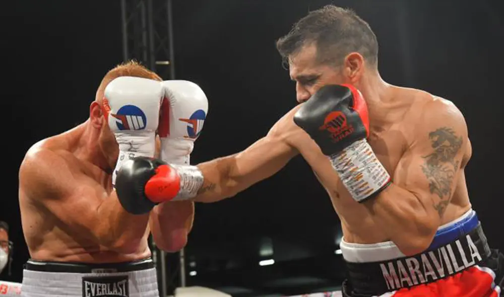 El argentino derrotó a su rival en el séptimo asalto de la pelea. Foto: Captura de TV/Space. El argentino derrotó a su rival en el séptimo asalto de la pelea. Foto: Captura de TV/Space.