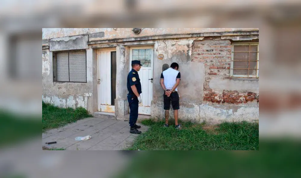 La mujer fue trasladada a un hospital para ser atendida por sus lesiones. (Foto: Maxima online)