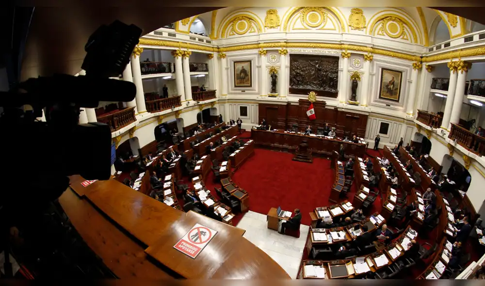 Pleno del Congreso debatirá este martes dictamen sobre reforma del CNM