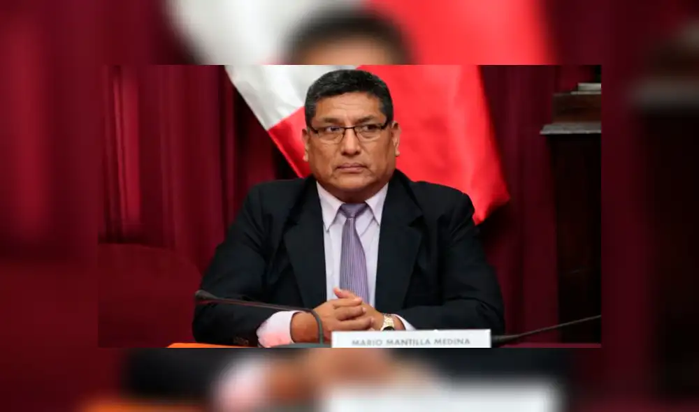 Mantilla dice que firmó “de buena fe” acuerdo para contratar irregularmente a trabajadores