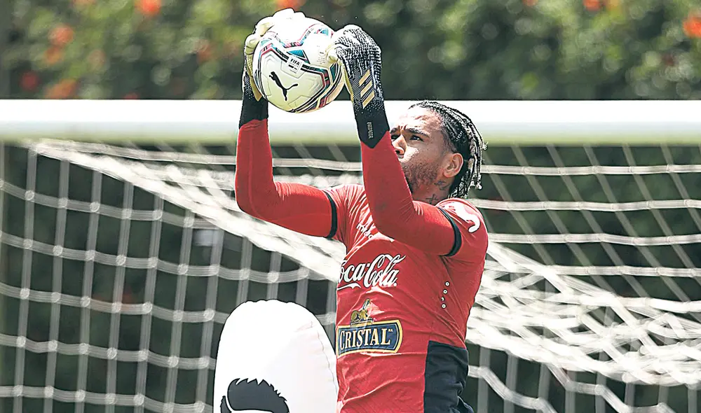 El titular. Pedro Gallese demostrando que se encuentra al 100% para defender el arco bicolor.