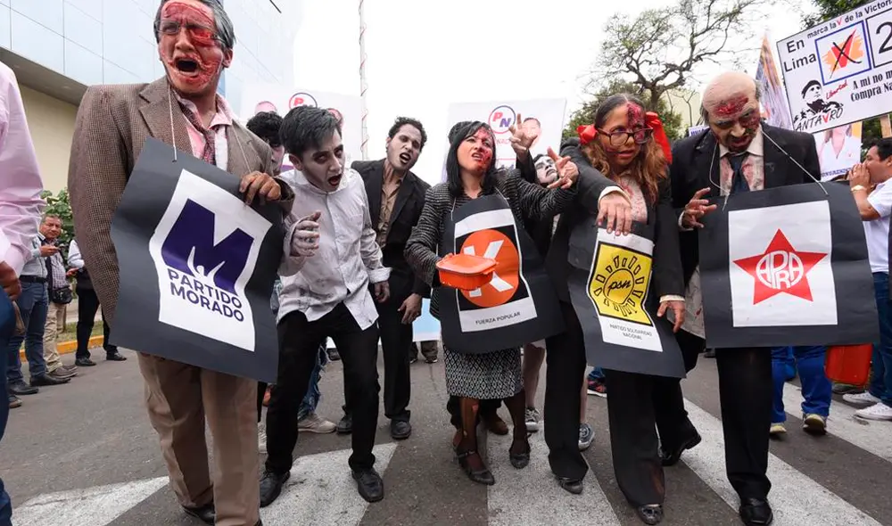 Zombis en JEE. Foto: Melissa Merino/La República. Zombis en JEE. Foto: Melissa Merino/La República.