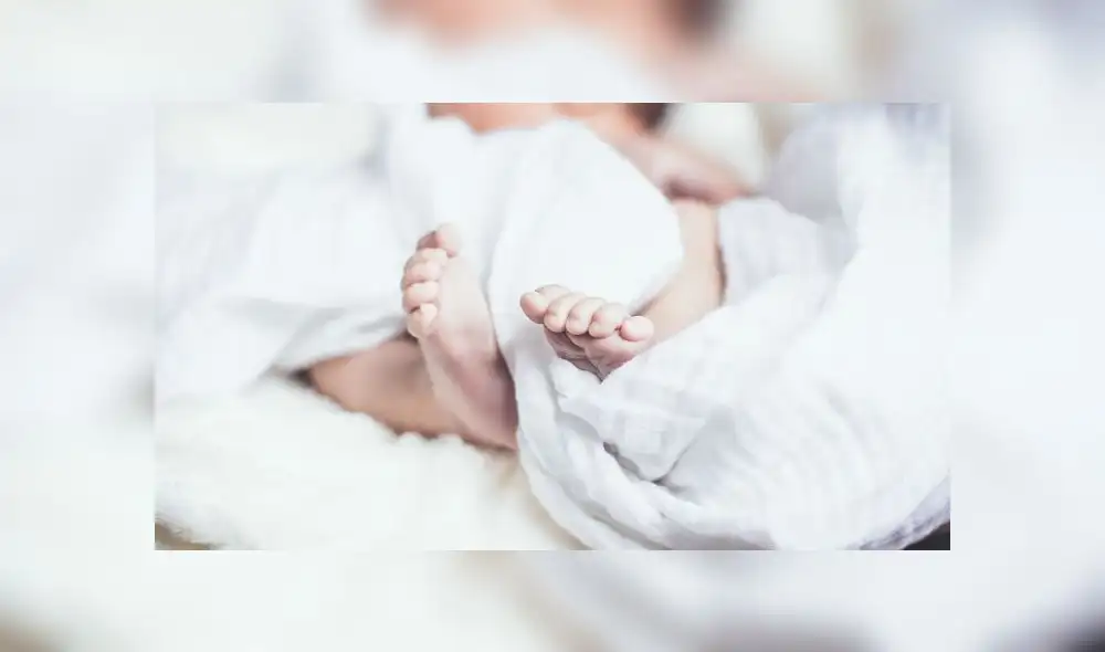 Los médicos indujeron el parto con el fin de proteger a la menor. Fuente: foto referencial.