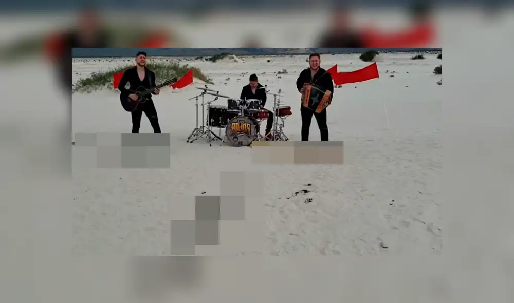 Vía Facebook. Banda de músicos grababan videoclip en medio de desierto cuando los animales entraron en escena y los sorprendieron