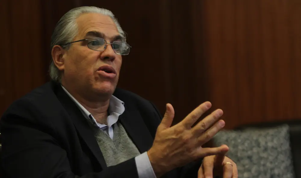 Gino Costa pertenece a la Bancada Liberal tras renunciar a Ppk. Foto: La República.