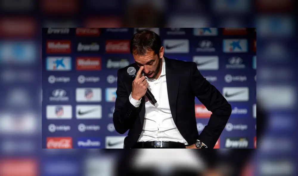 Diego Godín, entre lágrimas, anunció su salida del Atlético de Madrid [VIDEO]