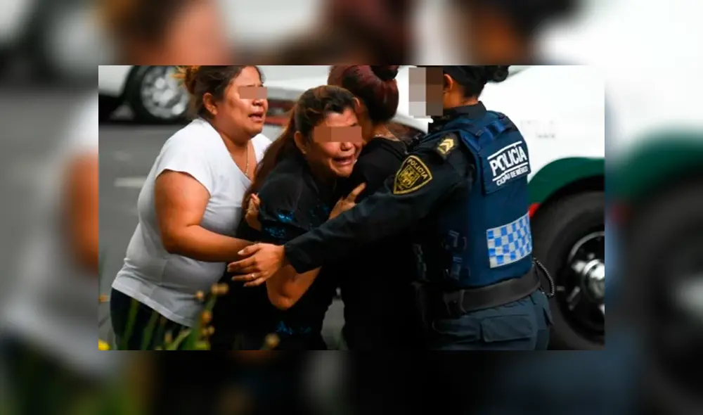 La madre y otra familiar de Eduardo muestran su dolor. Foto: El Universal.