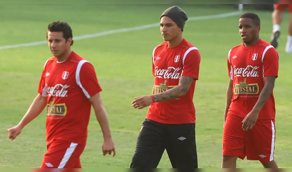 Selección peruana: Claudio Pizarro confesó que Guerrero y Farfán no le agradecieron por abrir la puerta de Europa. Selección peruana: Claudio Pizarro confesó que Guerrero y Farfán no le agradecieron por abrir la puerta de Europa.