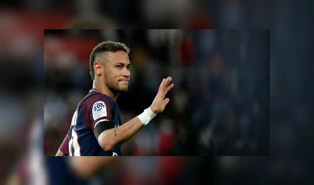 Neymar huiría al Barcelona