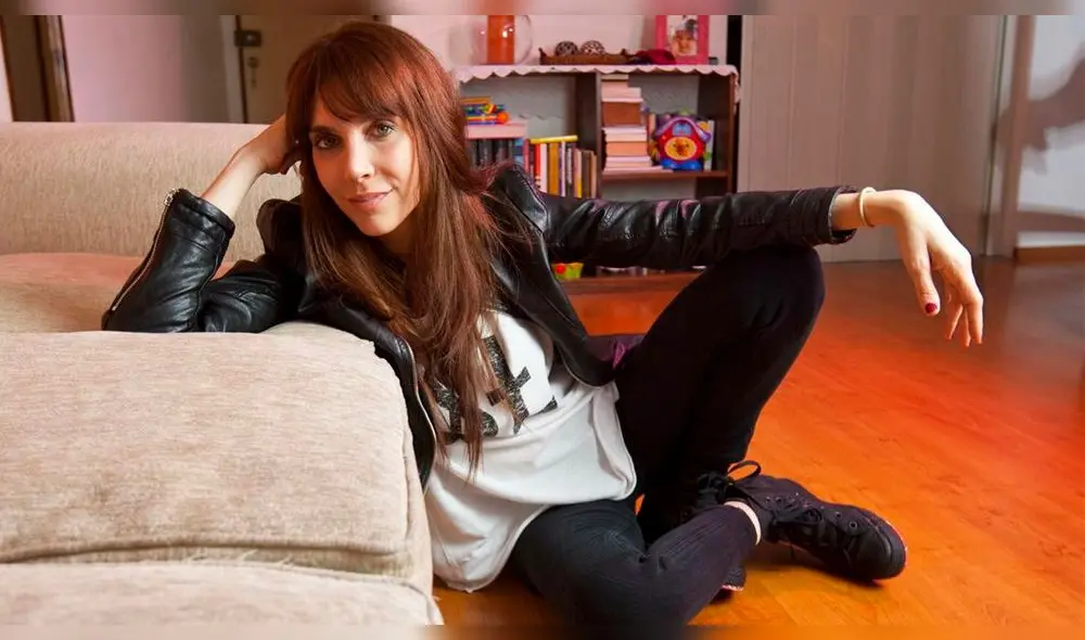 Juliana Oxenford recibe elogios por provocativa foto en su cuarto [VIDEO]