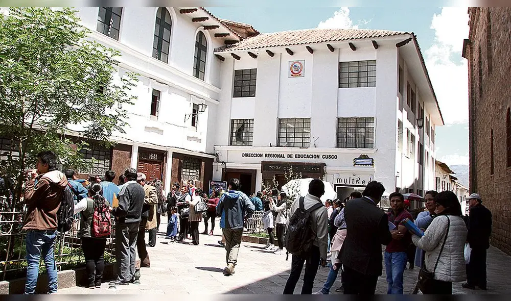 sede de educación. Fuego cruzado entre trabajadores por deslindar responsabilidades ante error en pagos de deuda social.