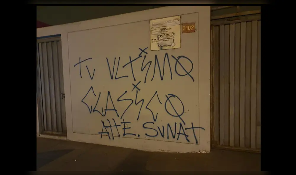 Alianza Lima vs Universitario: pintas en el Estadio Monumental en la previa del clásico. Foto: Facebook.