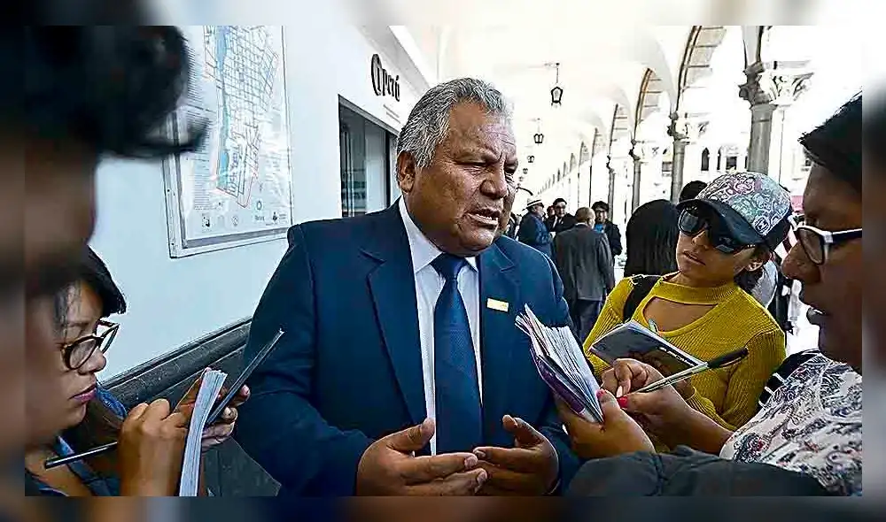 Cavero va por partido Contigo. Cavero va por partido Contigo.