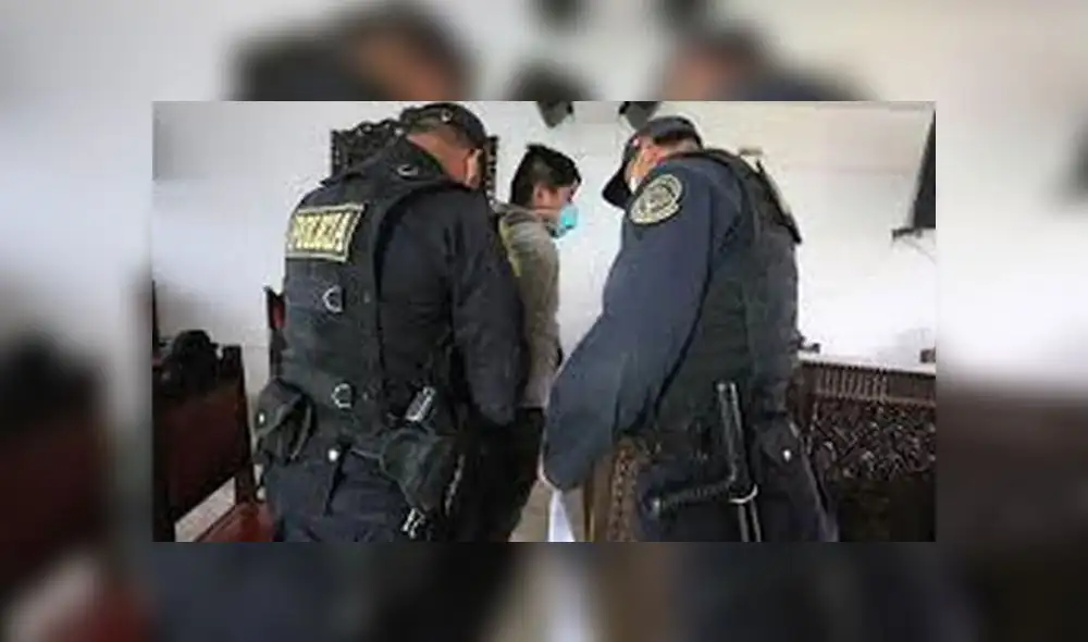 Policías intervenidos. Créditos: El Popular. Policías intervenidos. Créditos: El Popular.