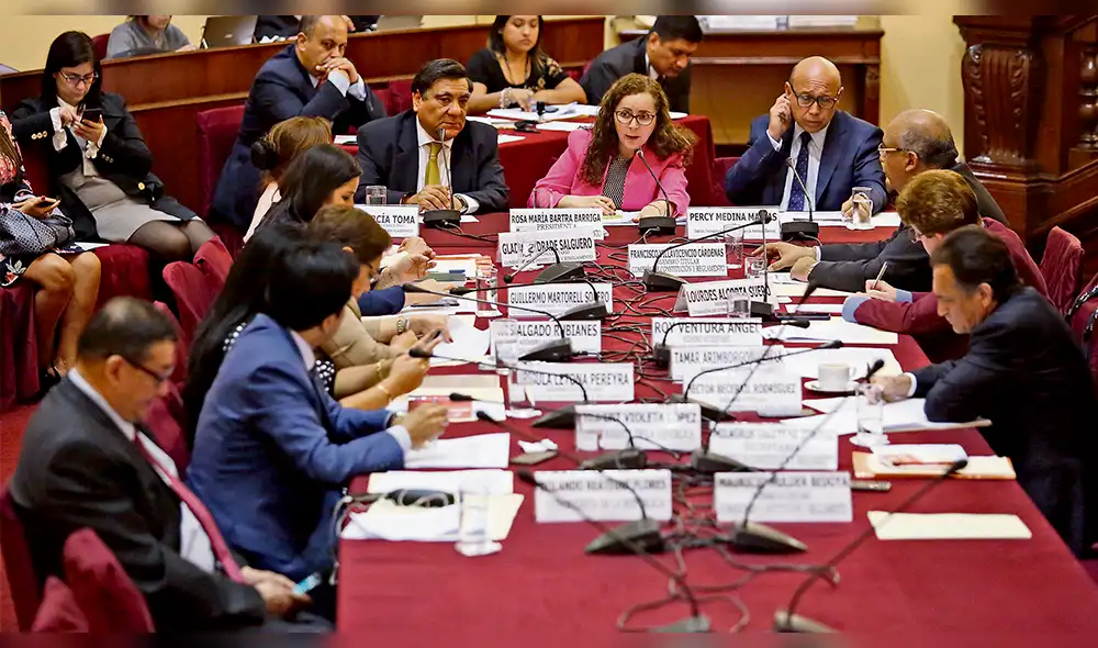 Oficialismo insistirá en acelerar las reformas en el Congreso